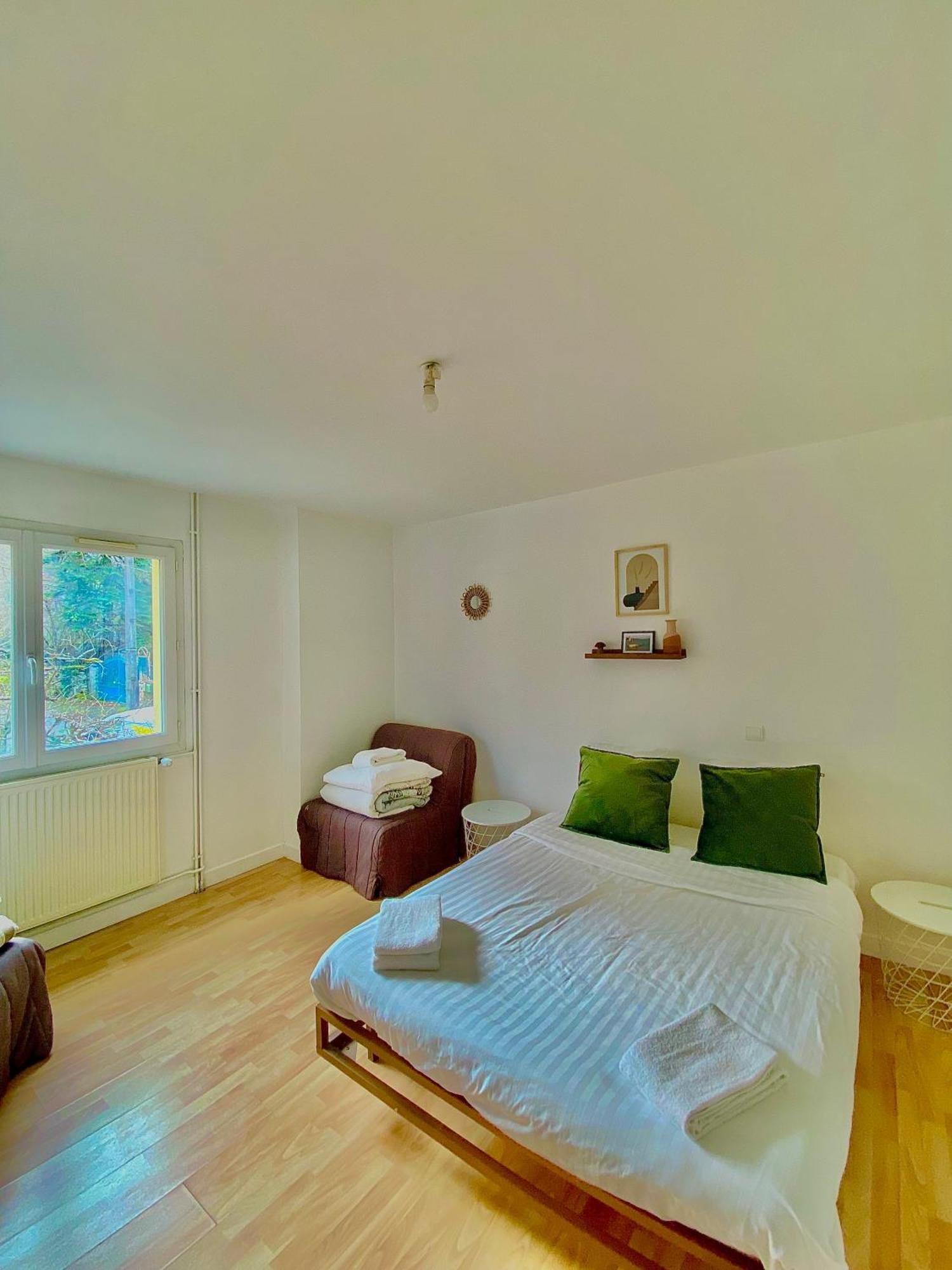 Appartement Chloe Du Lac Montferrat (Isere) Exterior foto